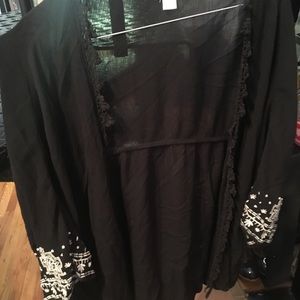 3 for $10 Black kimono